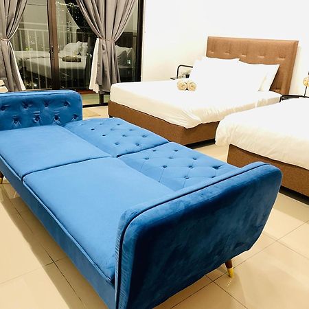 High Floor Studio Austin Regency Mount Austin W Balcony 3 Plus 1Pax 5 Mins Aeon Джохор-Бару Экстерьер фото
